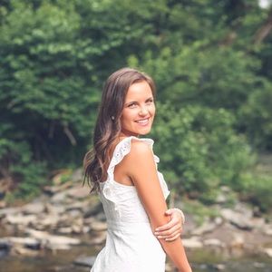 Meet your Posher, Corie